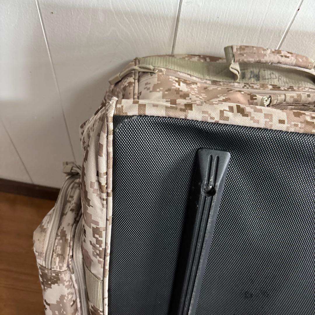 米軍放出品　DESERT MARPAT キャリーケース　シーバック　送料無料