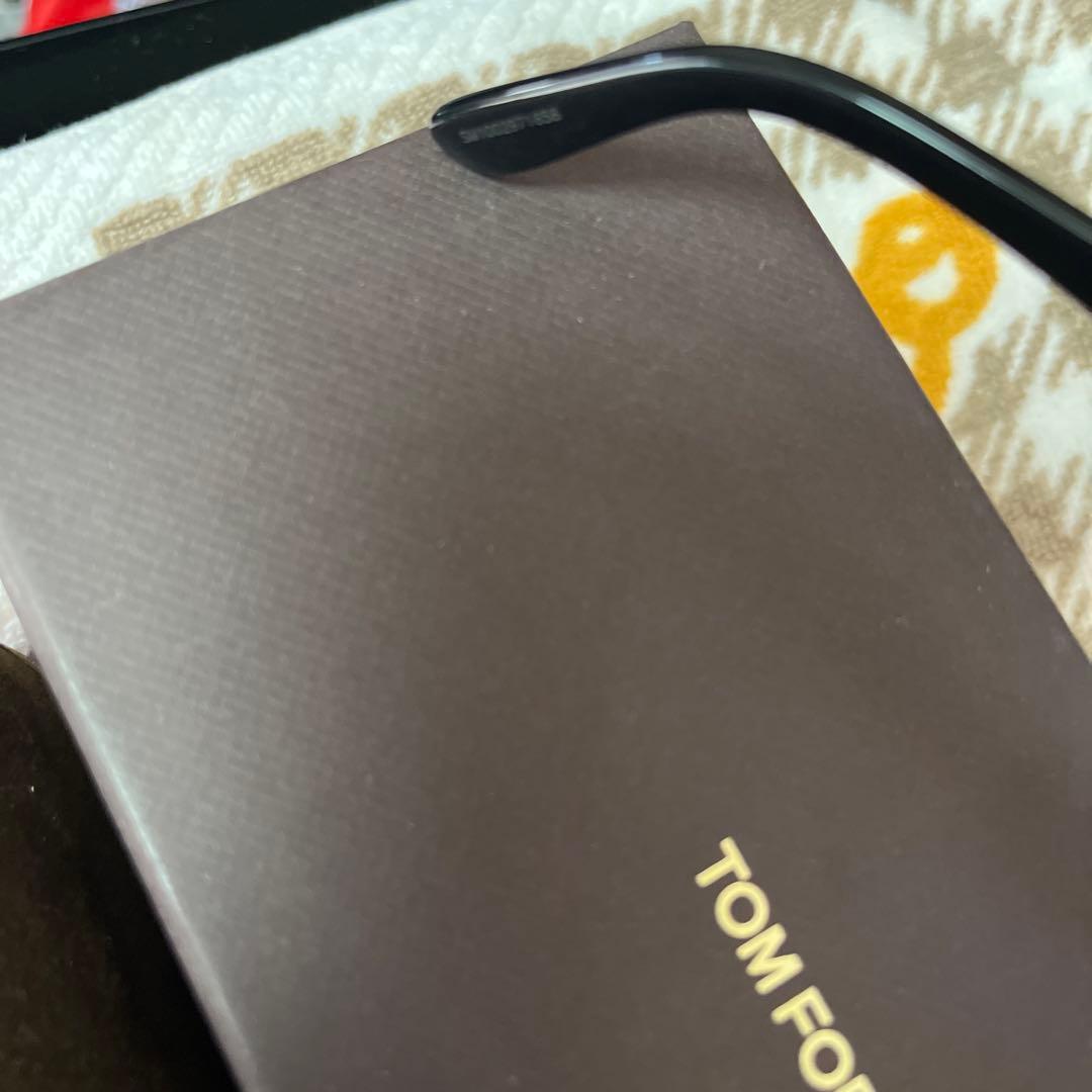 古*】様 TOM FORD TF237F サングラス OIB男女兼用 半額以下で
