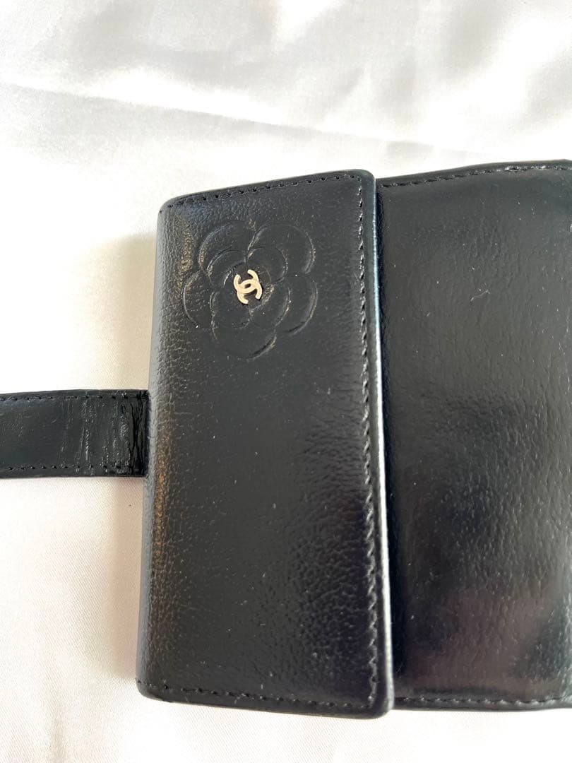 CHANEL シャネル 3つ折り財布 カメリアフラワーCCロゴ