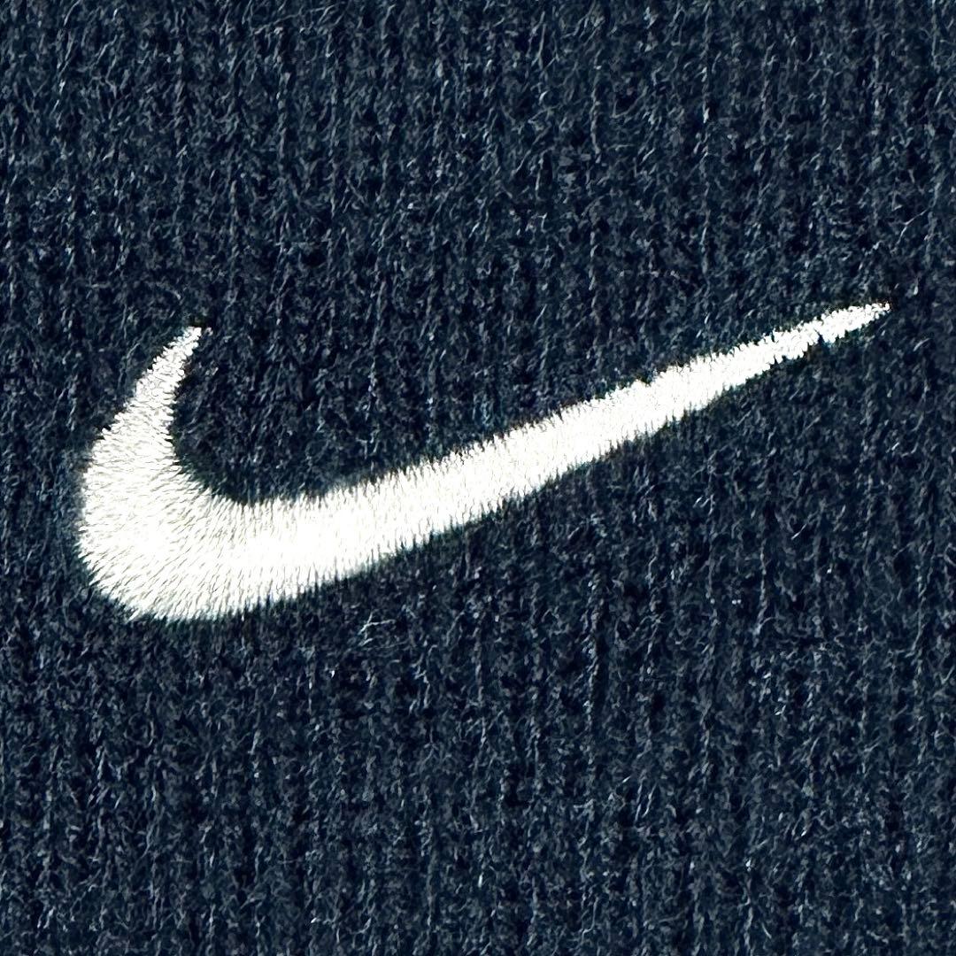 ☆美品☆ NIKE ALL OVER SWOOSH STITCHED ビーニー