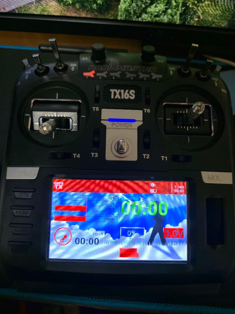 Radio Master TX16S 4-in-1 送信機