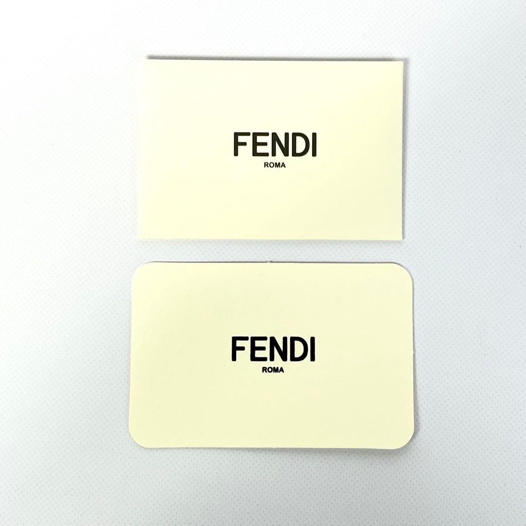 現行品✨フェンディ 三つ折り財布 ダイヤモンドロゴ FF ホワイト レザー