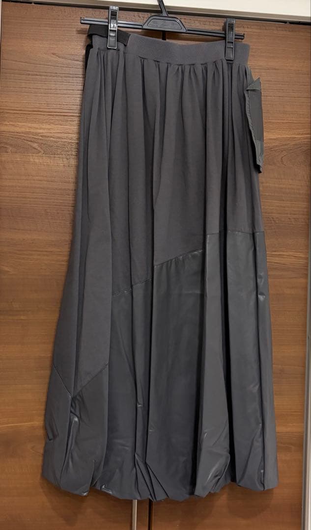 【新品】LASUD グレー　バルーンスカート　ヤマダヤ