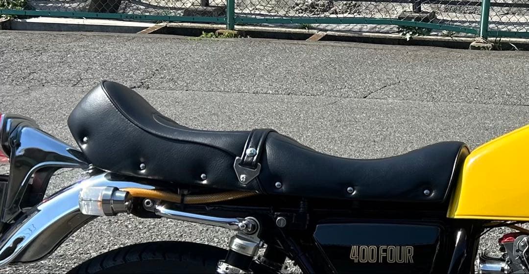 cb400f 旧ヨンフォア　398.408 アゲイン製　純正柄　タックロール