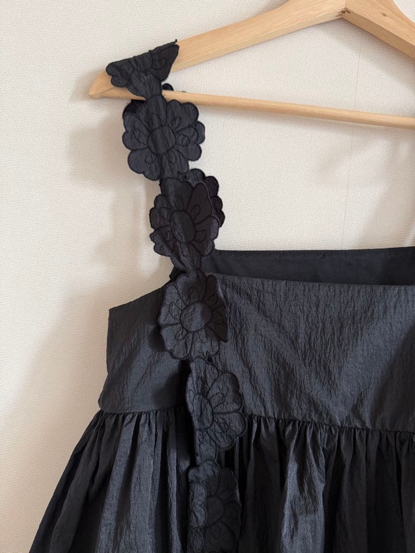 cecilie bahnsen 花モチーフ　トップス