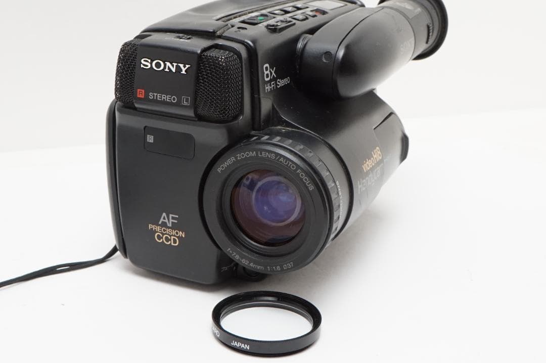 CCD-TR705 8ミリビデオカメラ