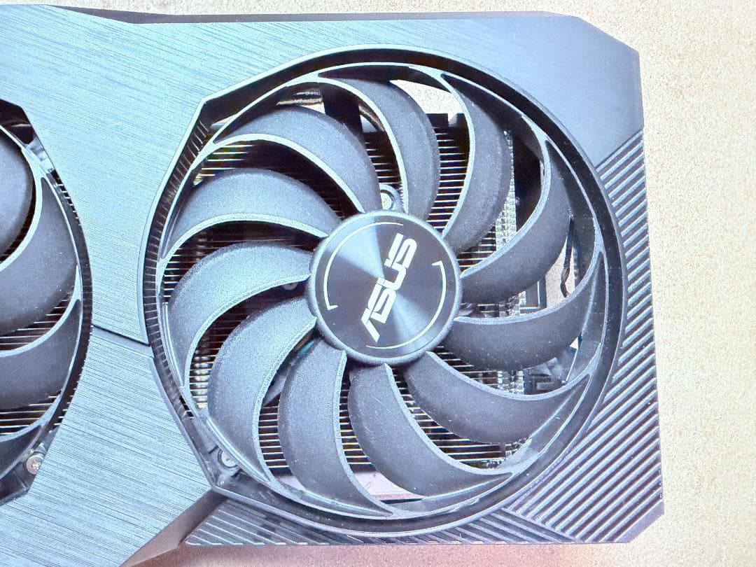 ASUS DUAL-RX5700-O8G-EVO　グラフィックボード