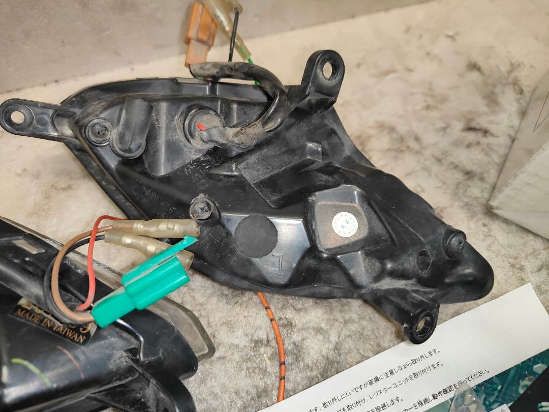 3型国内台湾シグナスX 用 ポッシュ製フロントウィンカー 白ポジション