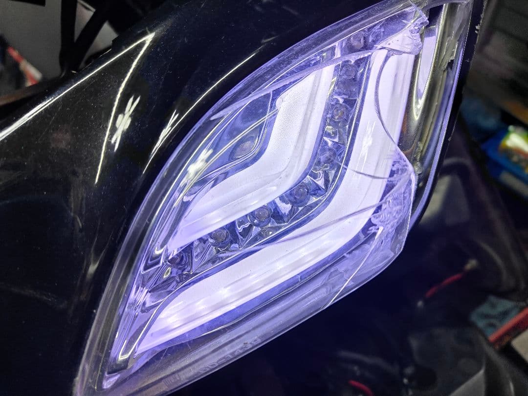 3型国内台湾シグナスX 用 ポッシュ製フロントウィンカー 白ポジション