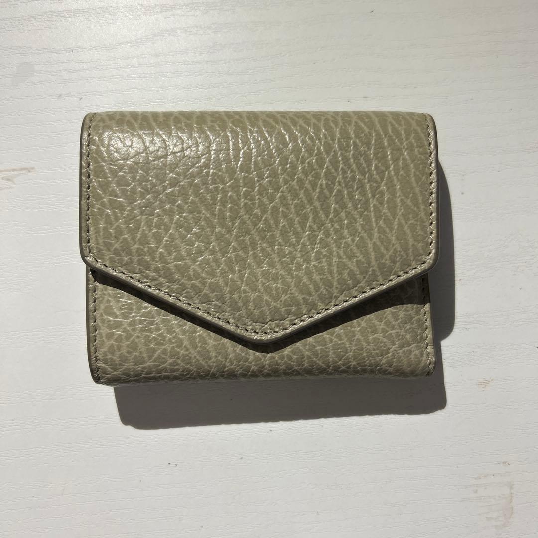 Maison Margiela 4ステッチ 三つ折り財布 グレージュ　人気カラー