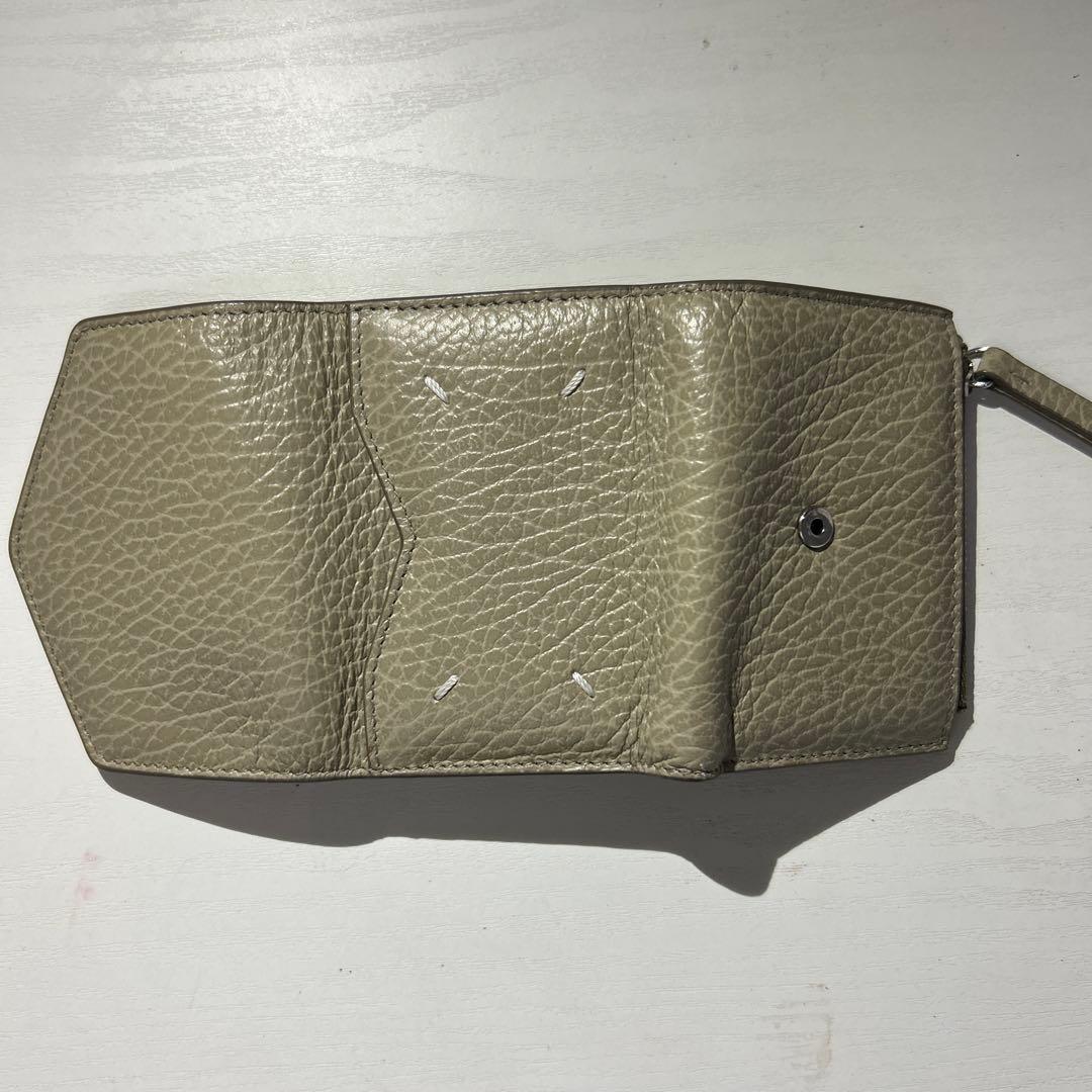 Maison Margiela 4ステッチ 三つ折り財布 グレージュ　人気カラー