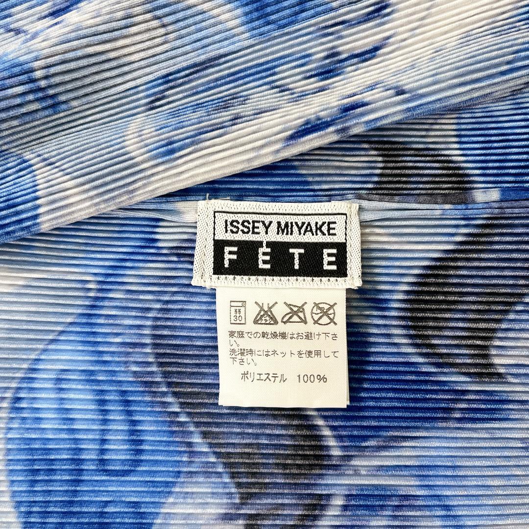 ISSEY MIYAKE FETE 総柄 プリーツ ジャケット ブルー系 2 M