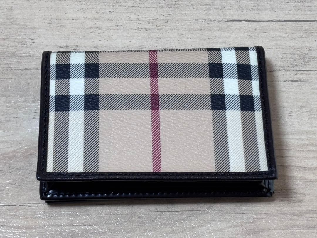 【新品】BURBERRY チェック柄 レザー名刺入れ