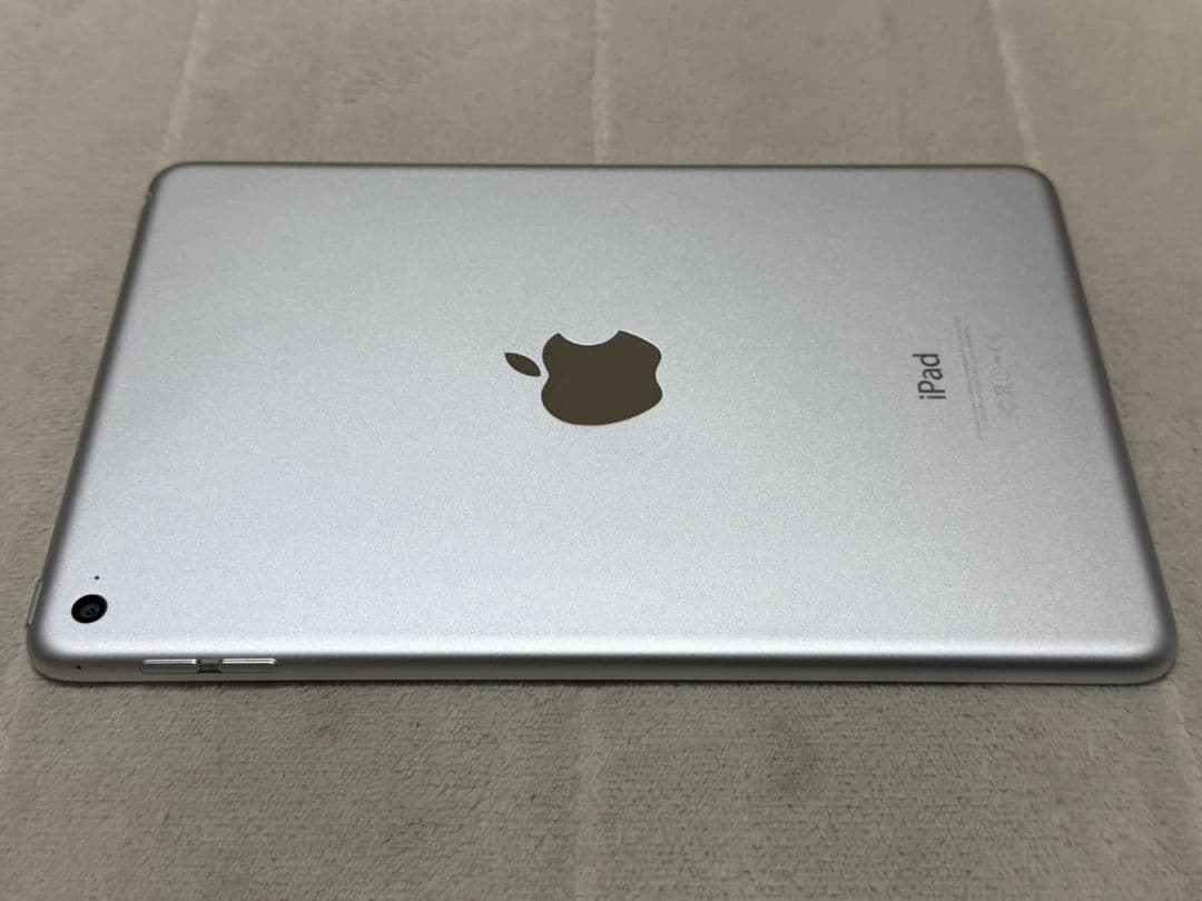 iPad mini 4世代 64GB Wi-Fiモデル