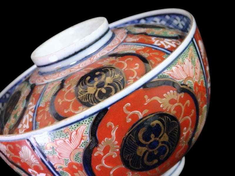 大聖寺伊万里　金襴手　唐子に桜花　金唐草に花の図　蓋茶碗D074AS-fbvq