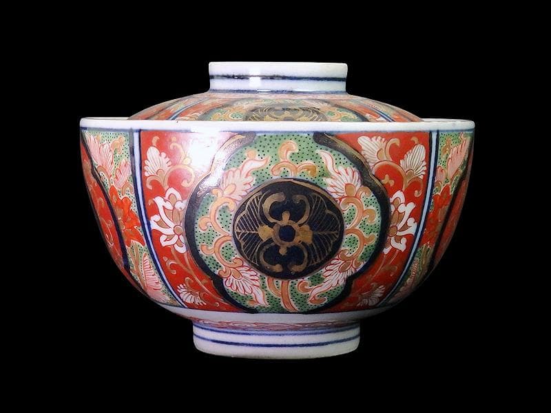 大聖寺伊万里　金襴手　唐子に桜花　金唐草に花の図　蓋茶碗D074AS-fbvq
