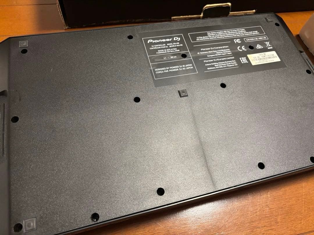 Pioneer DJ DDJ-RB コントローラー