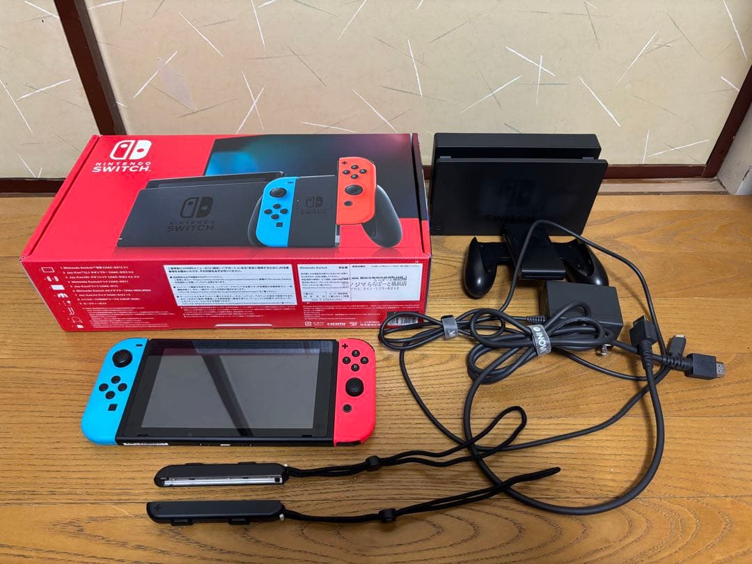 TANintendo Switch 本体 青/赤 Joy-Con オマケ付