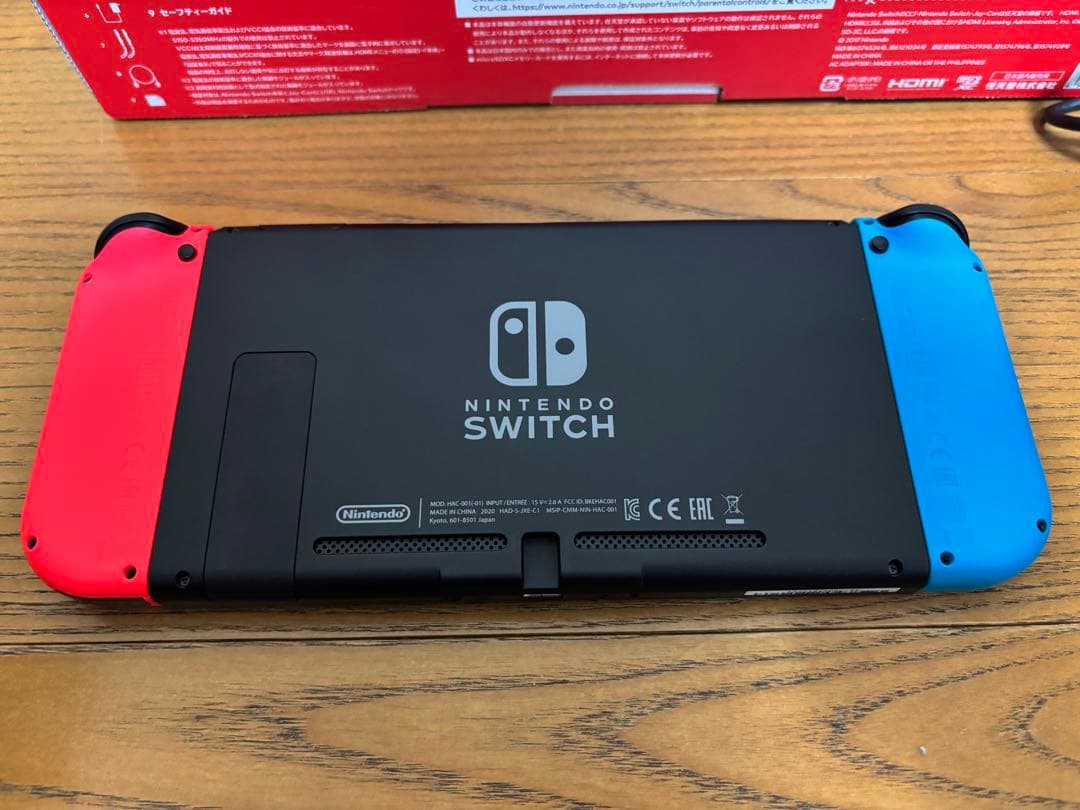 TANintendo Switch 本体 青/赤 Joy-Con オマケ付