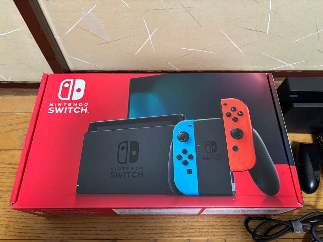 TANintendo Switch 本体 青/赤 Joy-Con オマケ付