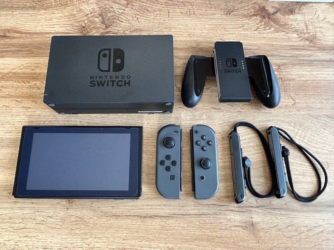 Nintendo Switch ニンテンドースイッチ　グレー　本体