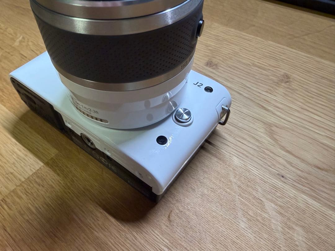 Nikon 1 J2 ホワイト