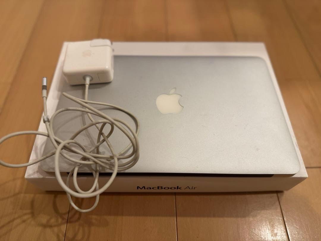 MacBook本体 MacBook Air (11-inch,Mid2012)