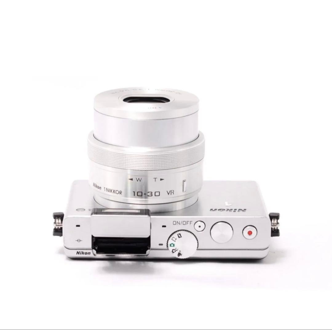 Nikon J4 ミラーレスカメラ シルバー