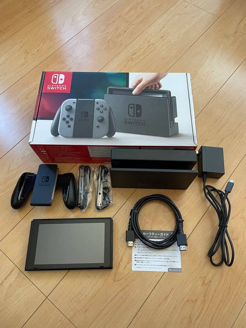 Nintendo Switch 本体 2台　Joy-Con無し