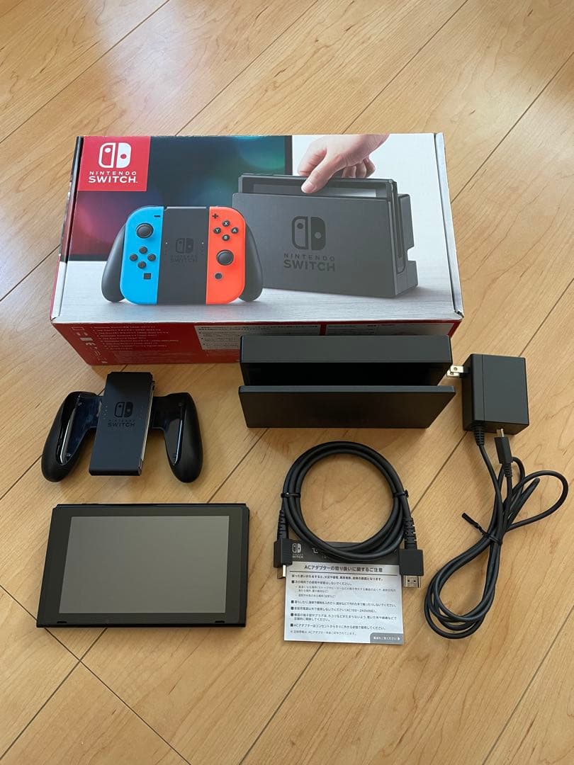 Nintendo Switch 本体 2台　Joy-Con無し