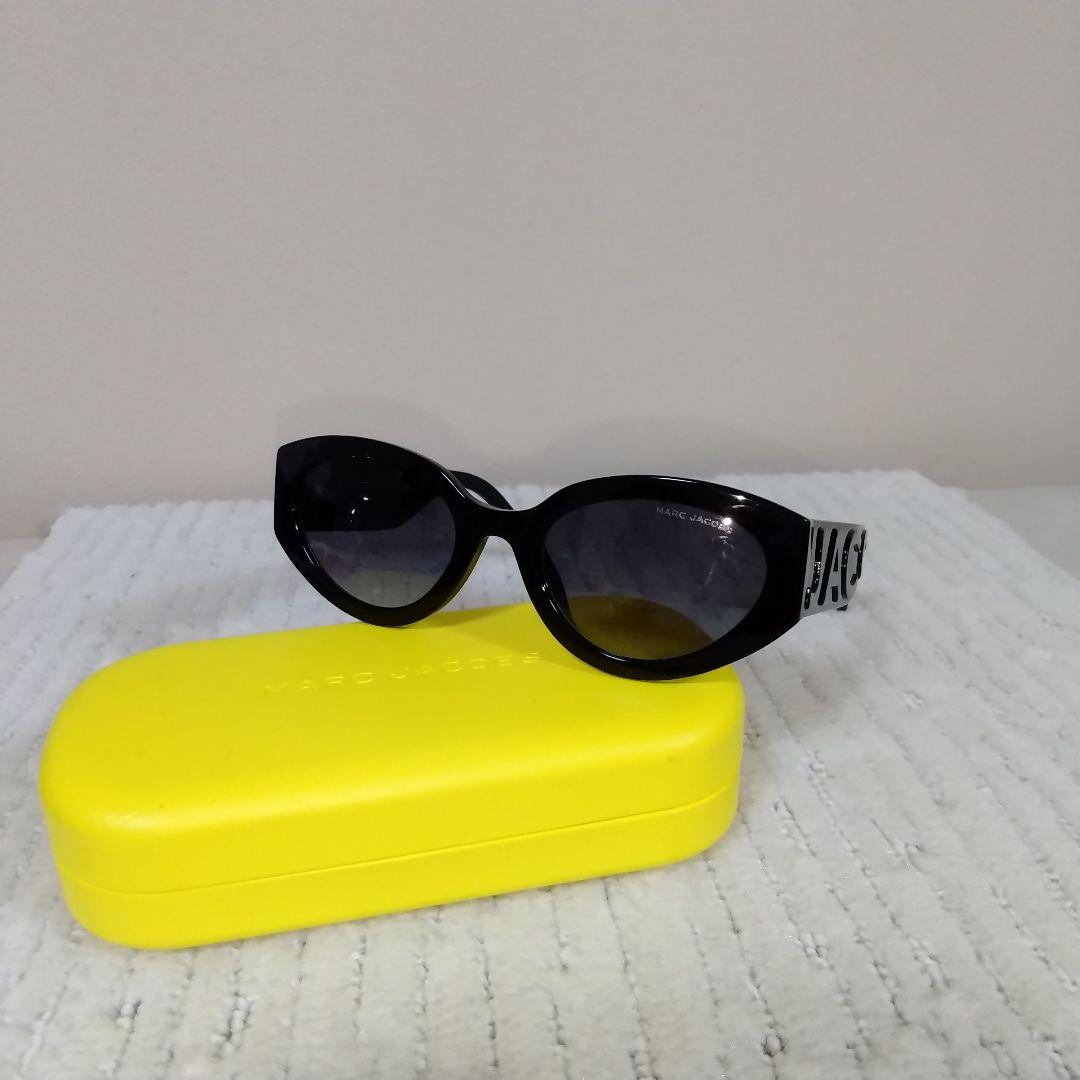 25年モデル　マークジェイコブス　レデイス　サングラス 黒　MARCJACOBS