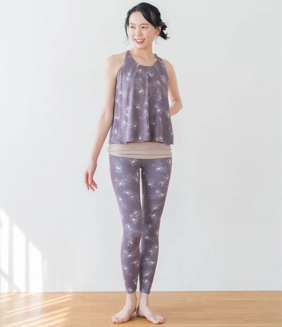 SUKALA　フラワープリント　レギンス　Mサイズ　美品　ヨガウェア