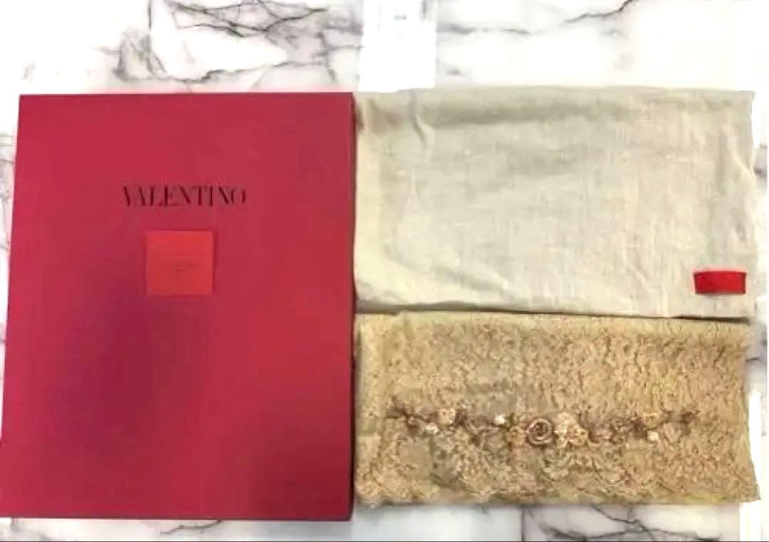 お値引き　Valentino ベージュ レースストール