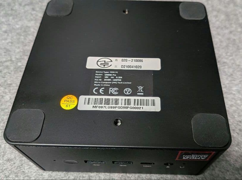 Minisforum UM890 Pro (メモリ64GB SSD 1TB)