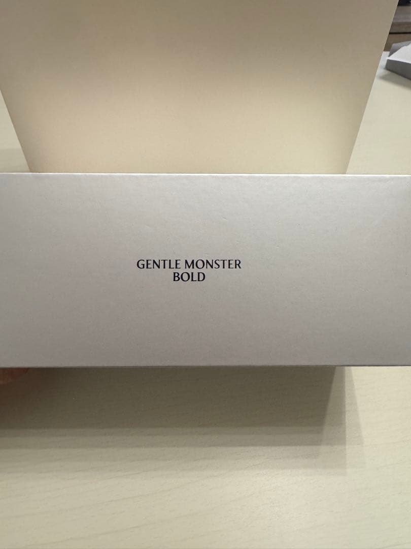 【休日即日発送可能】GENTLE MONSTER ATOMIC-02