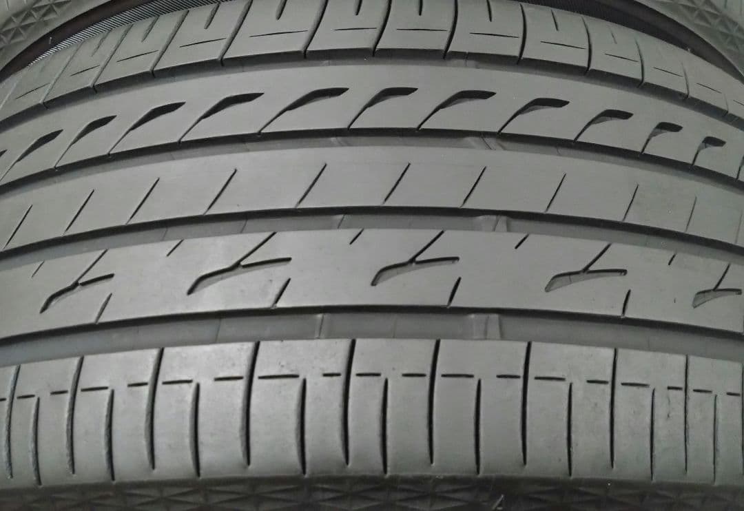 送料込 225/50R17 ブリヂストン REGNO GR-XⅢ 2024年
