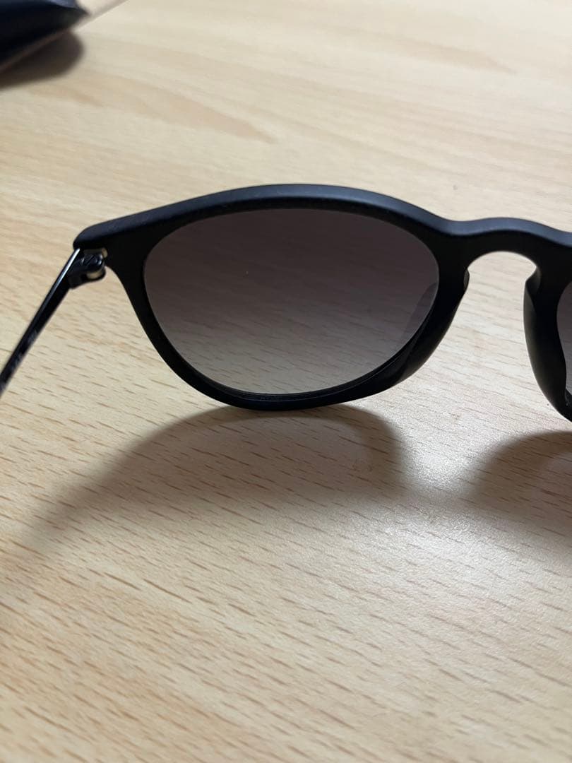 Ray-Ban サングラス ERIKA RB4171F