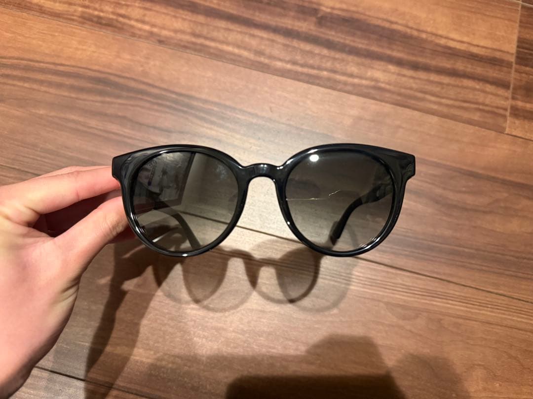 Gucci キャットアイサングラス