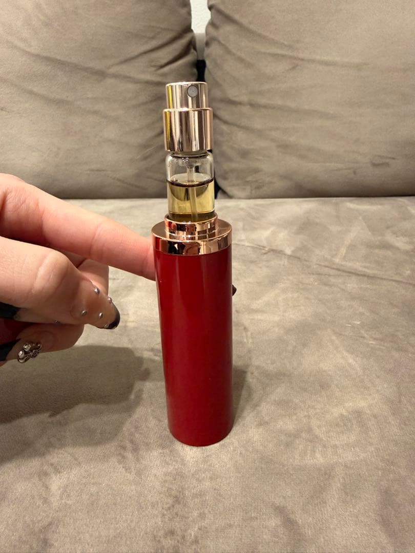 トムフォード　ロストチェリー　オードパルファム スプレィ 10ml