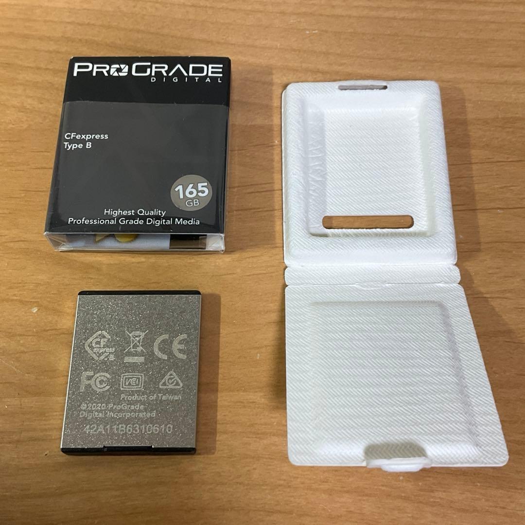 CFexpress TypeB COBALT 165GB+カードリーダー