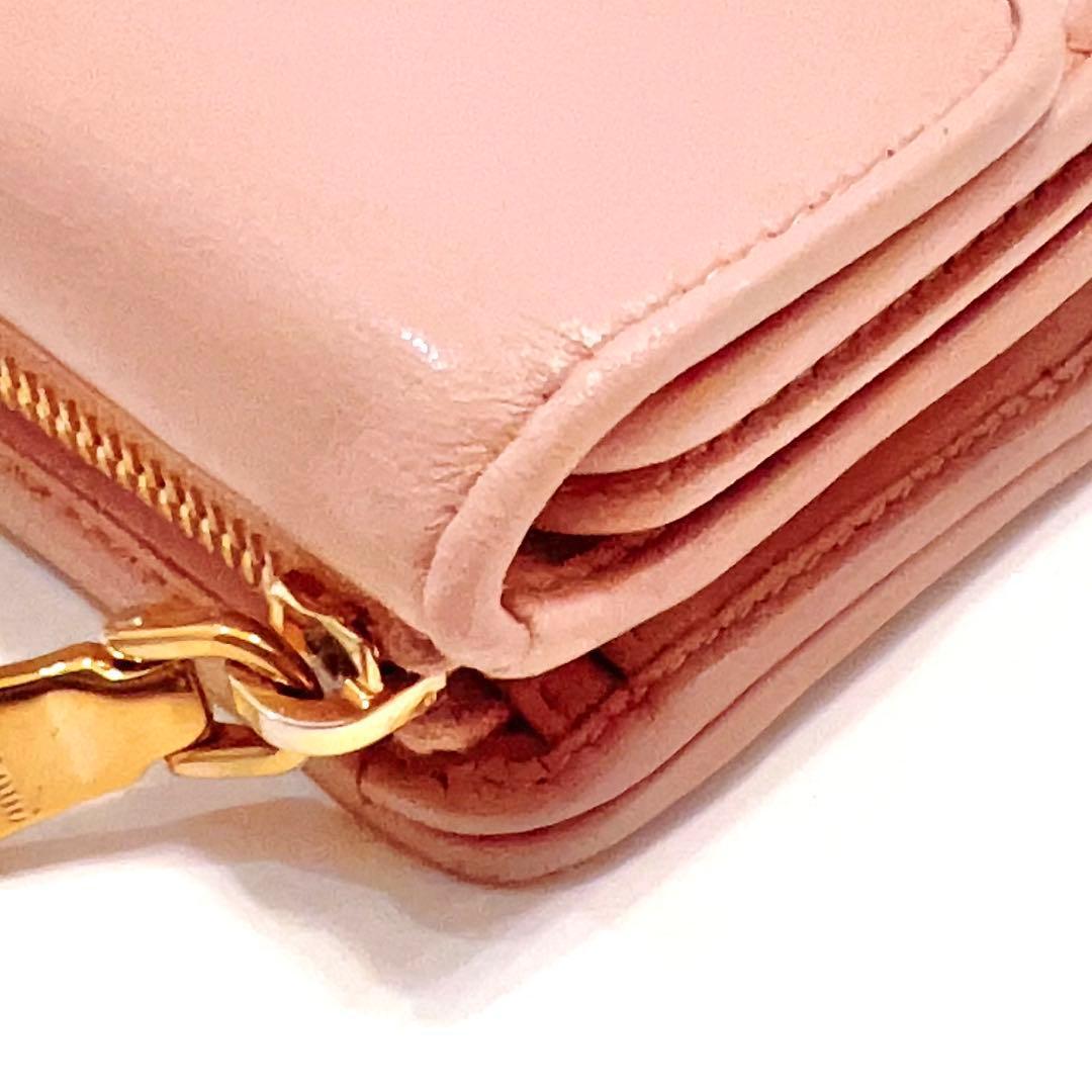 ミュウミュウ 折り財布 ナッパイントゥーレ レザー ゴールド金具 ピンク