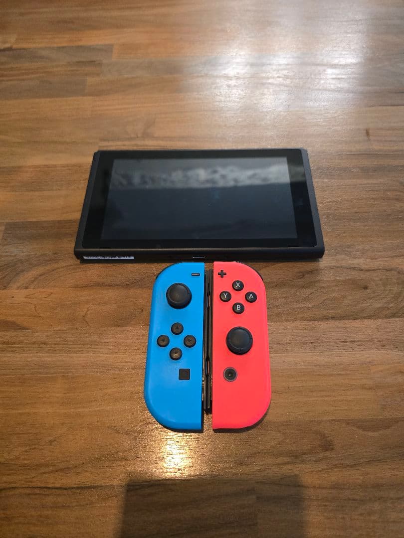 d*7様 Nintendo Switch　本体のみ