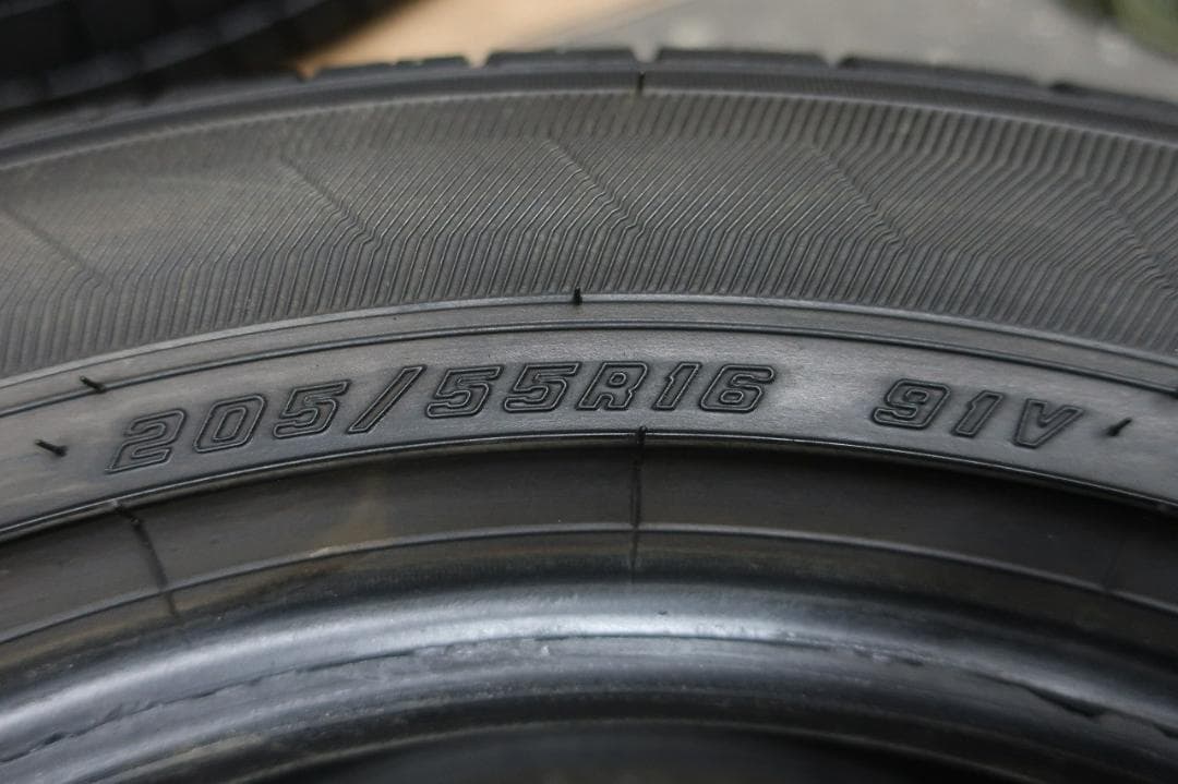 2023年　グッドイヤー　EG01　205/55R16　国産　バリ溝95％　4本