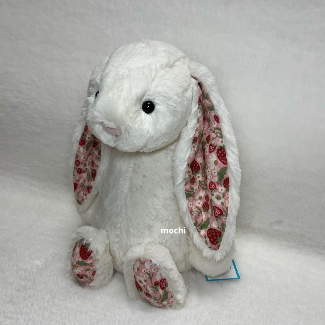  Blossom Cream Bunny Berry ぬいぐるみ