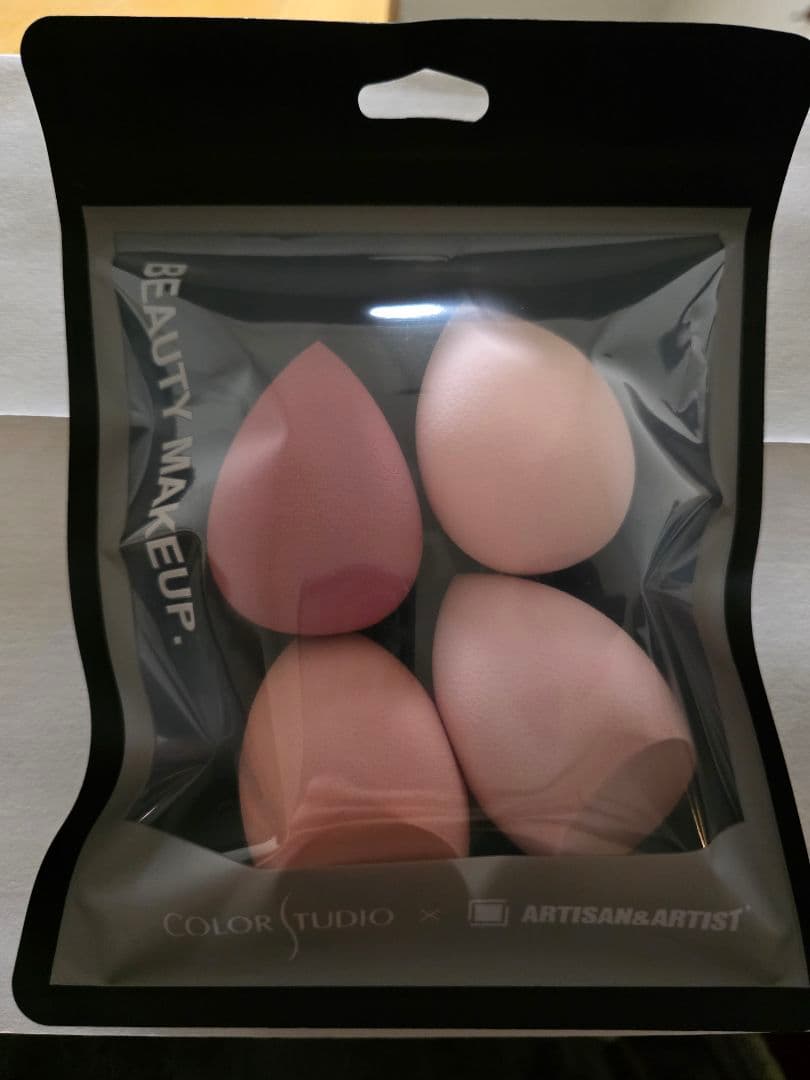 新品！KANEBO Lively Skin Wear ピンクオークルB 30g