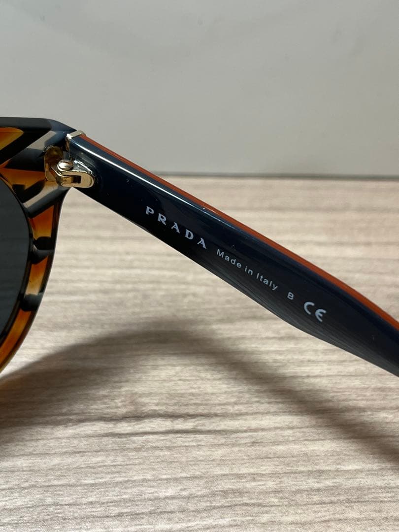 PRADA トータスシェル ラウンドサングラス SPR05T VAN-9K1