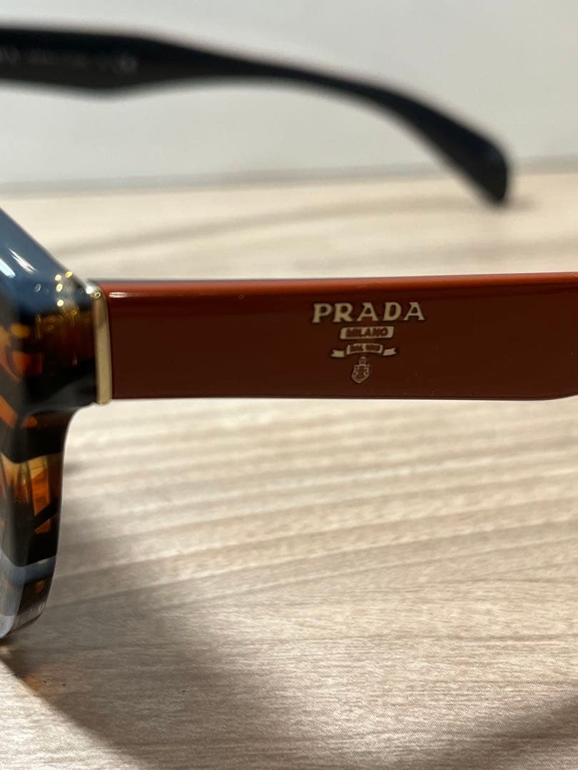 PRADA トータスシェル ラウンドサングラス SPR05T VAN-9K1