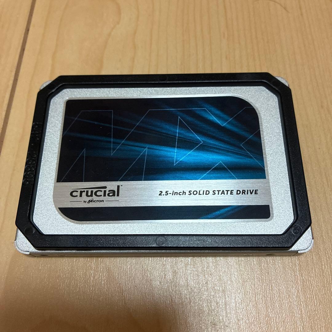 Crucial MX500 1000GB SSD スペーサー付　使用212時間