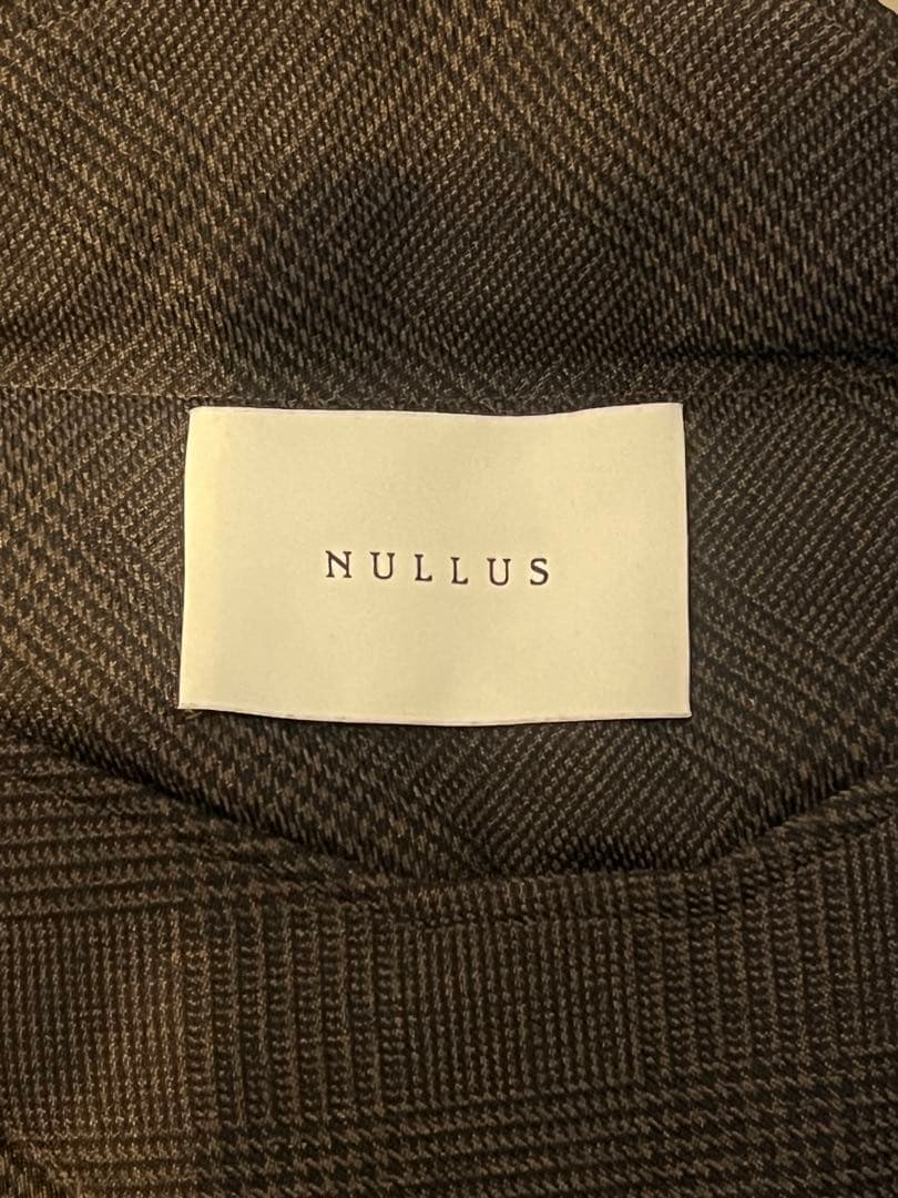 ぞ*ろ様 NULLUS 24AW reversible sorona bombe