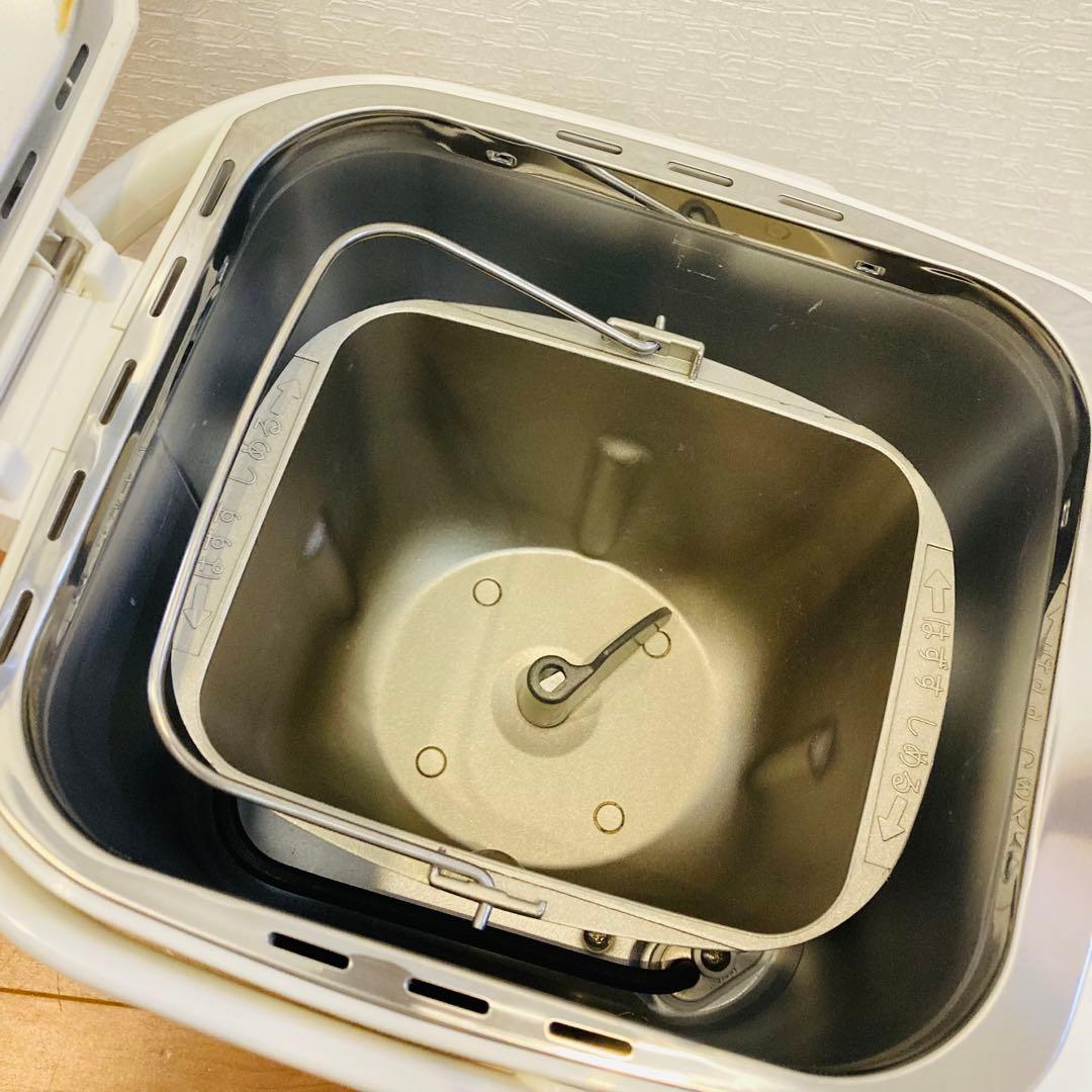 Zojirushi BB-HE10 ホームベーカリー コンパクトタイプ　米粉パン